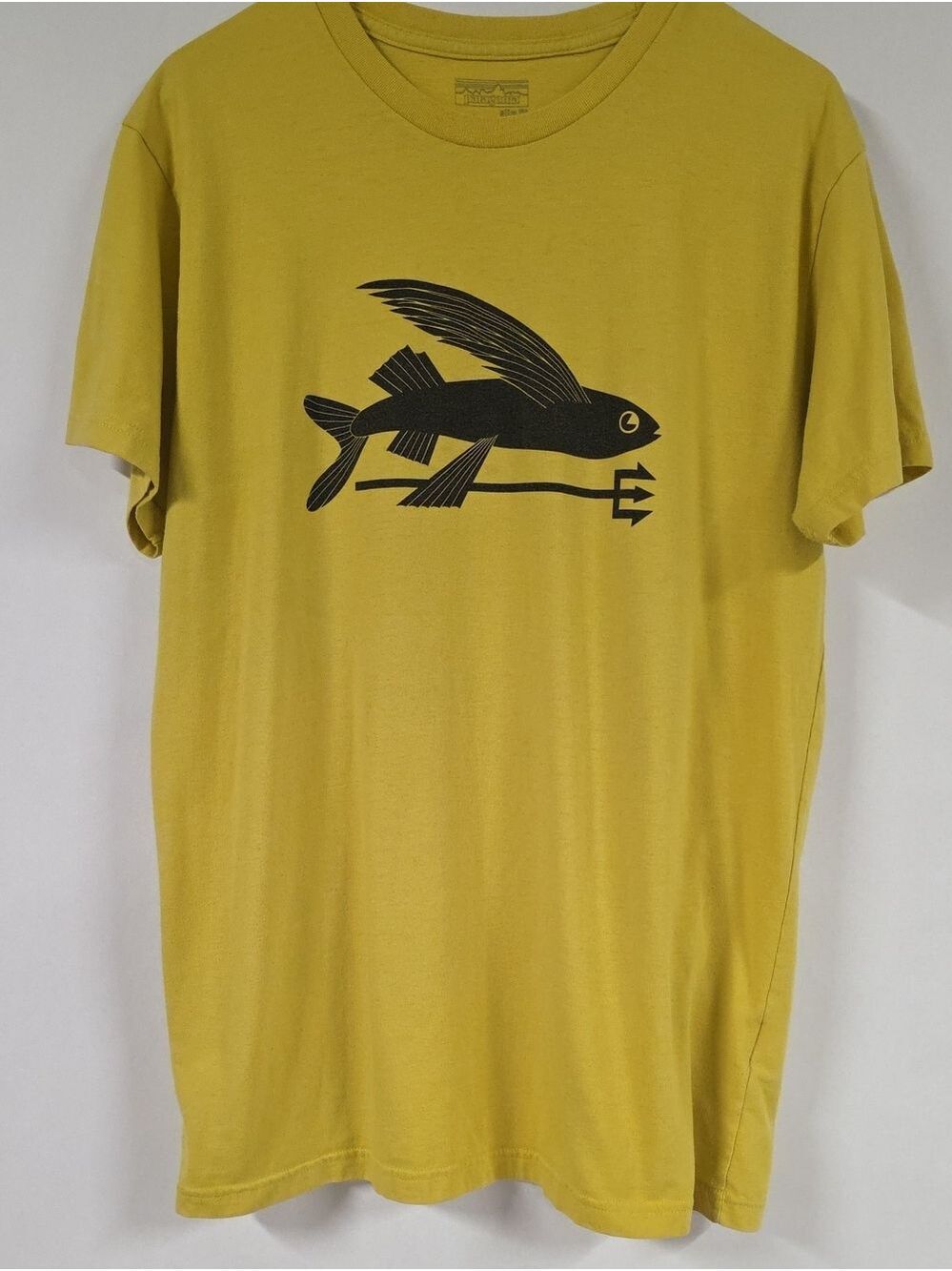 Patagonia Men's Mustard Flying Fish Trident Short-Sleeved T-Shirt, Size Large